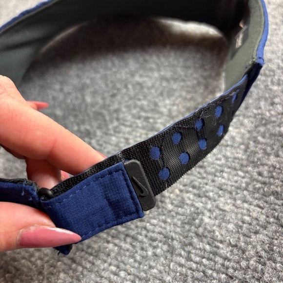 NIKE Unisex Blue Dri-Fit Adjustable Athletic Visor One size fits most - Picture 6 of 6